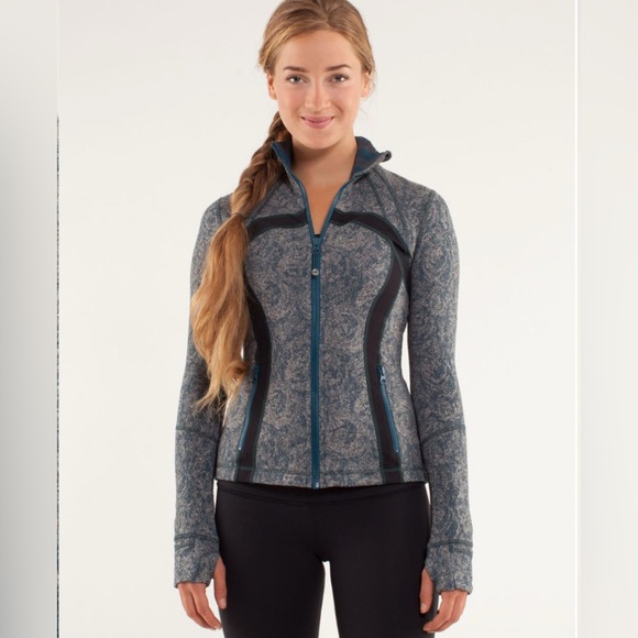 lululemon athletica Jackets & Blazers - Lululemon Define Jacket *Brushed
Rose Herringbone Alberta Lake (teal) & black
